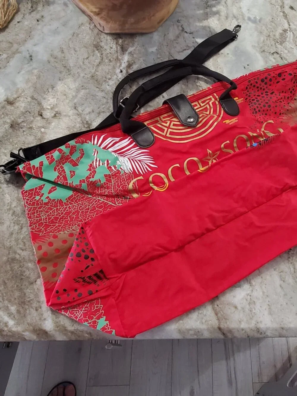Coco Song Tote Bag w. removable shoulder strap